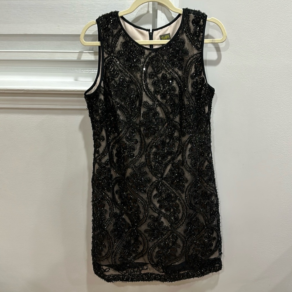 Taylor- Women- Black Sleeveless Evening cocktail dress-